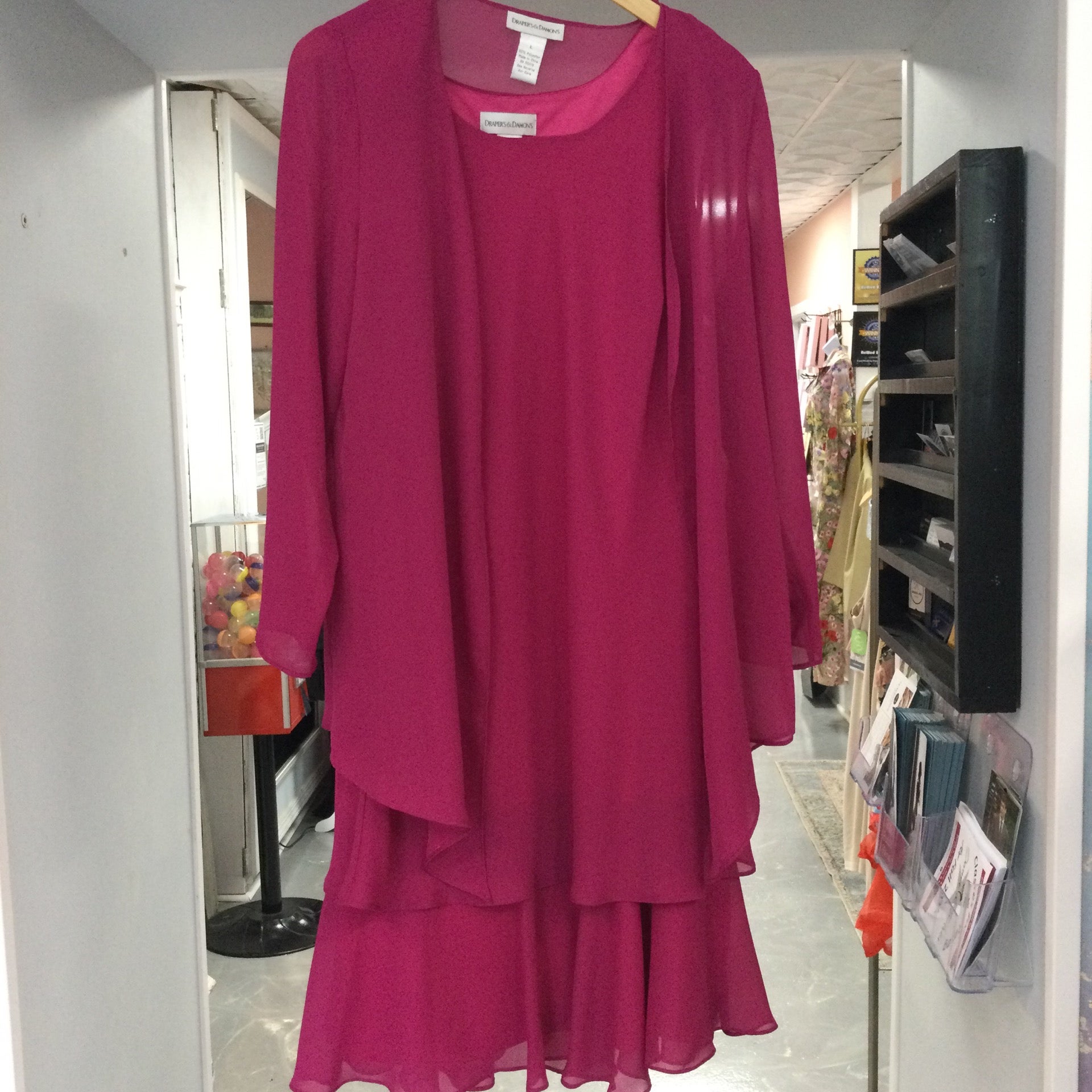 draper and damon formal dresses Draper's & Damon's Hot pink Tea length Sleevless Chiffon Mother of the Bride dress with Chiffon Over jacket in size L