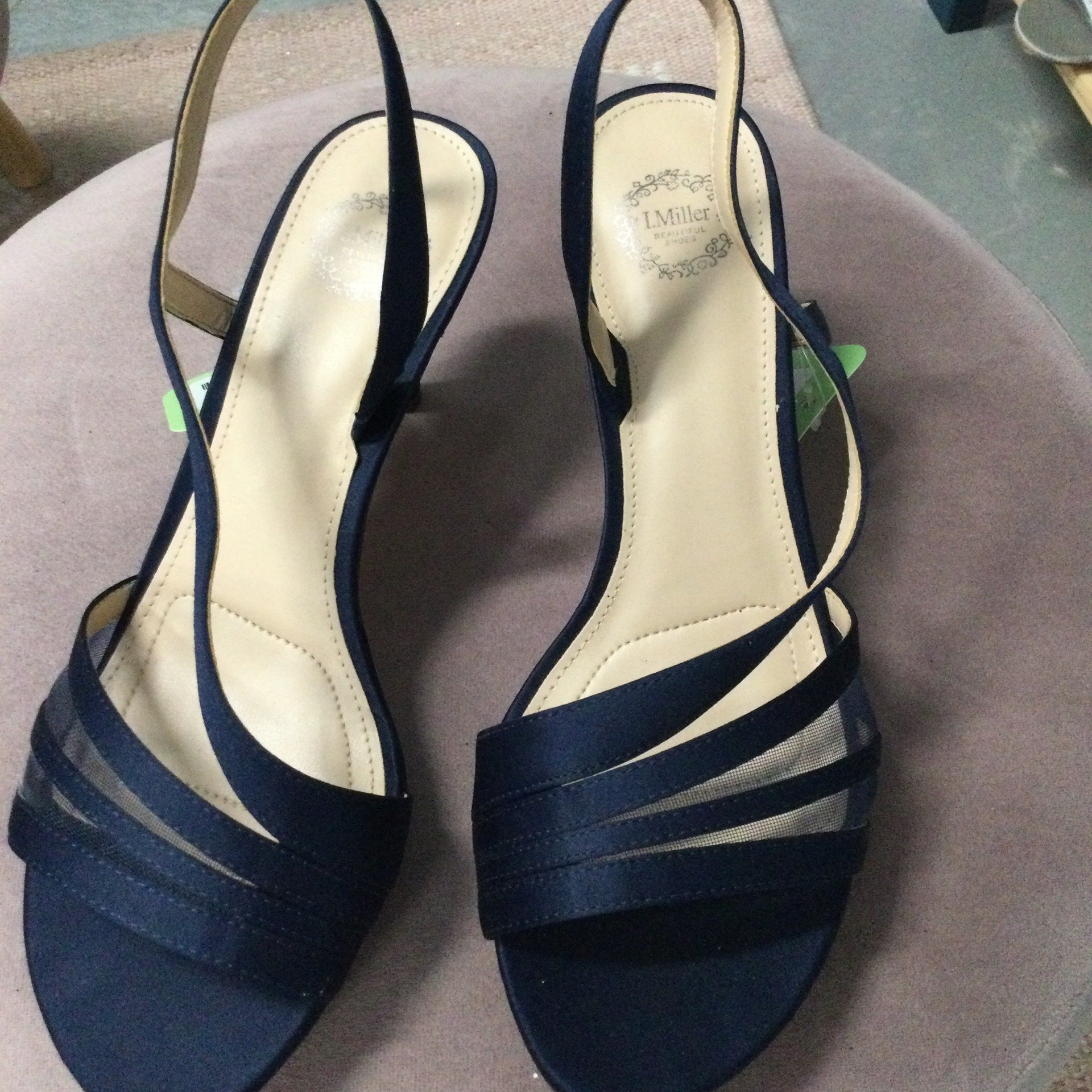 Navy shoes 2 inch heel best sale